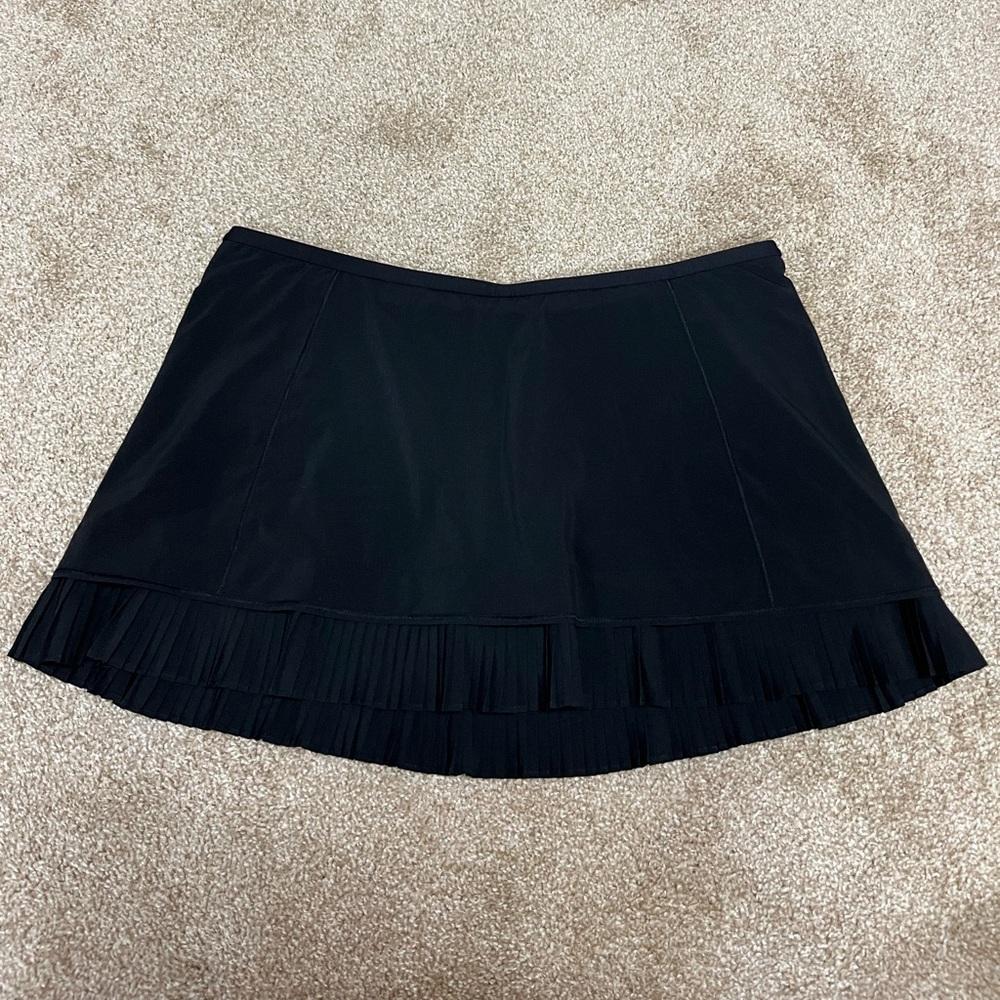 Black Lululemon Tennis Skirt